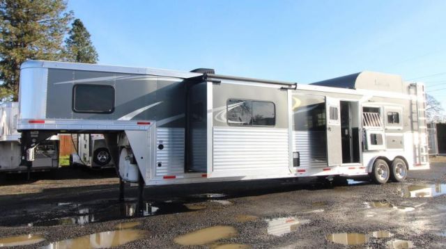 Used Horse Trailers for Sale
