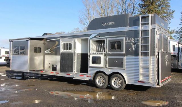 Used Horse Trailers for Sale