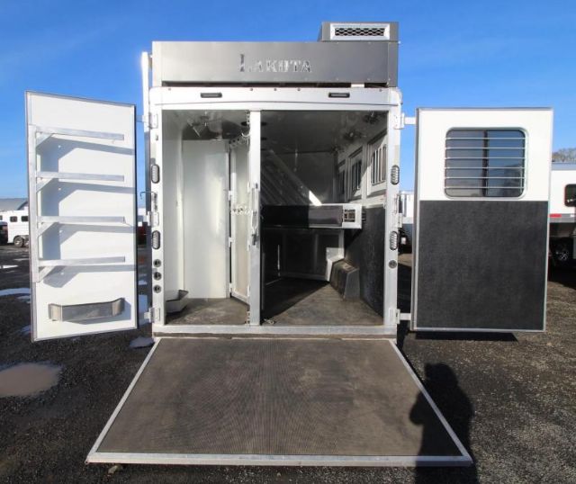 Used Horse Trailers for Sale