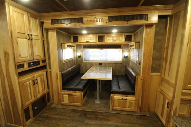 Used Horse Trailers for Sale