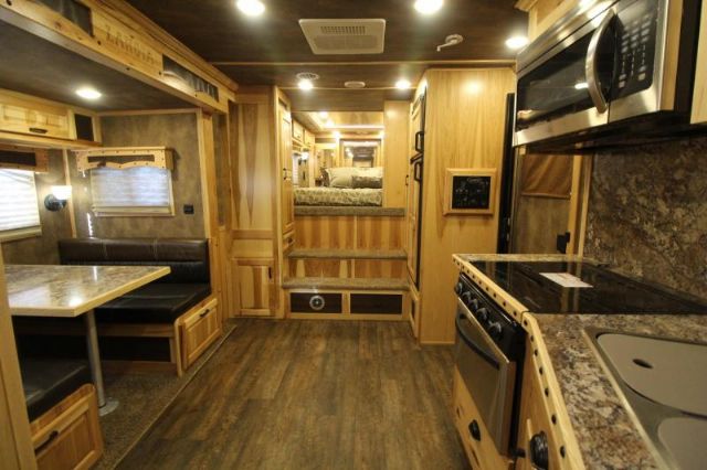 Used Horse Trailers for Sale
