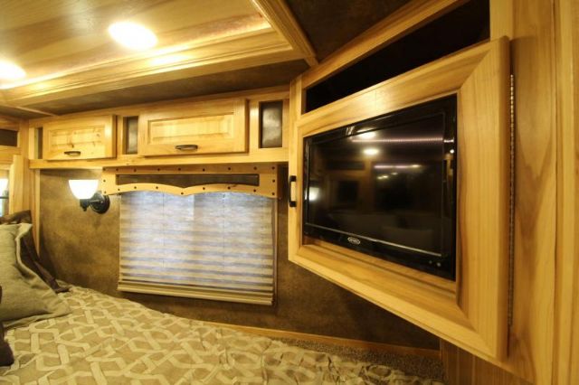 Used Horse Trailers for Sale