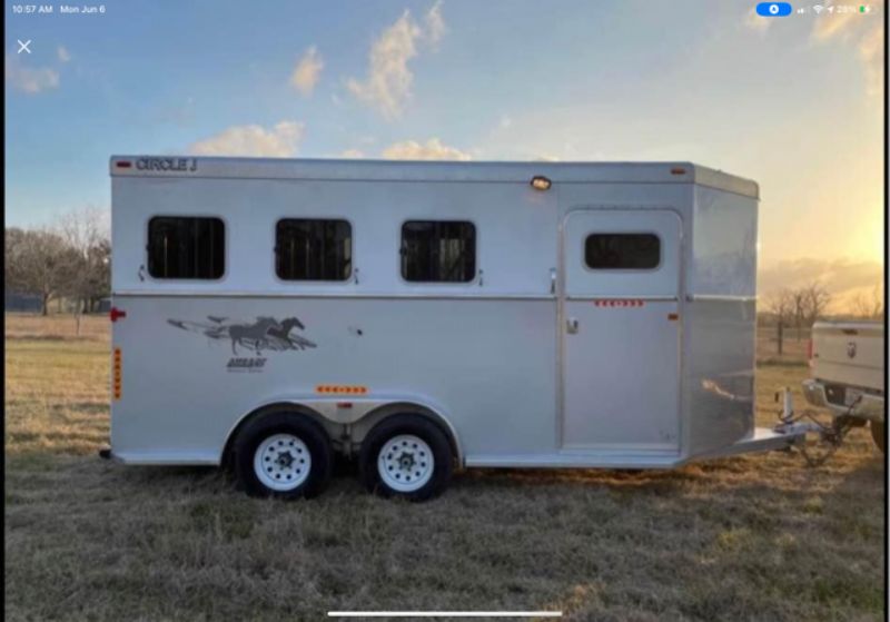 Used Horse Trailers for Sale