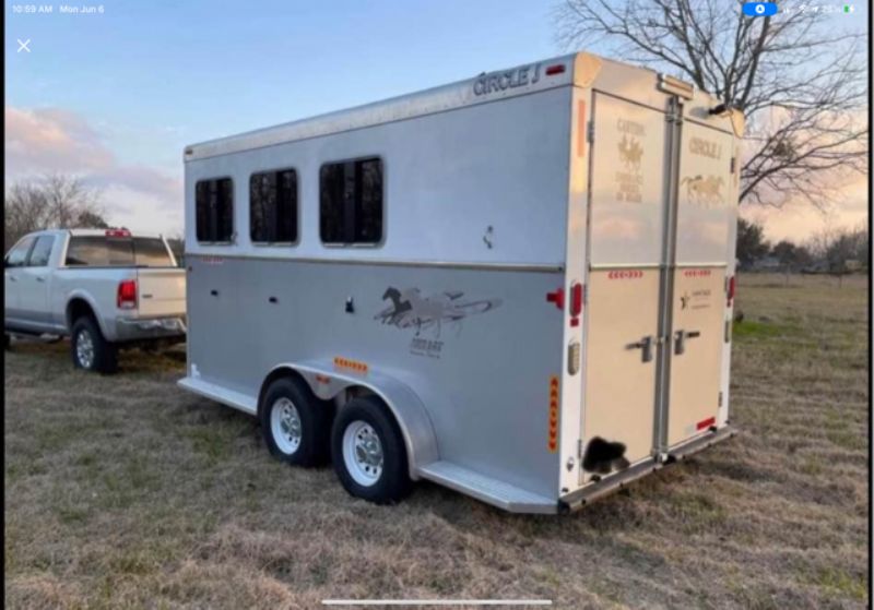Used Horse Trailers for Sale