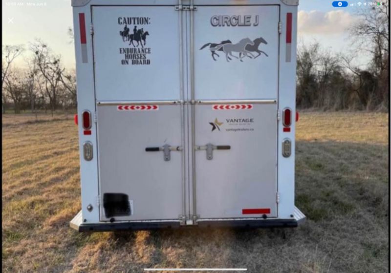 Used Horse Trailers for Sale