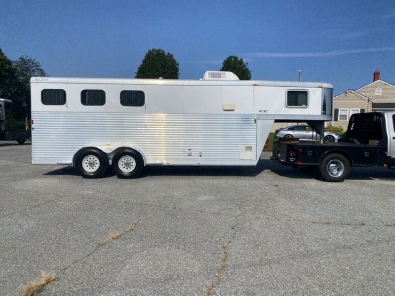 Used Horse Trailers for Sale