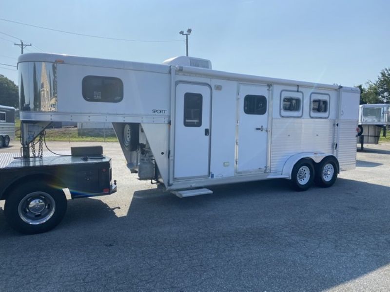 Used Horse Trailers for Sale