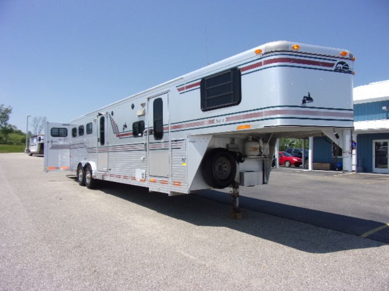 Used Horse Trailers for Sale