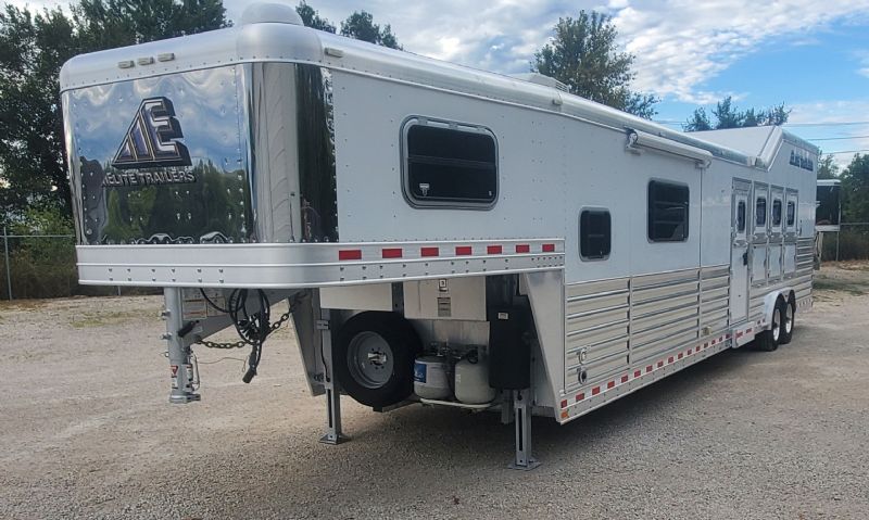 Used Horse Trailers for Sale