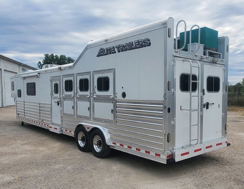 Used Horse Trailers for Sale