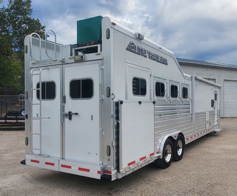 Used Horse Trailers for Sale