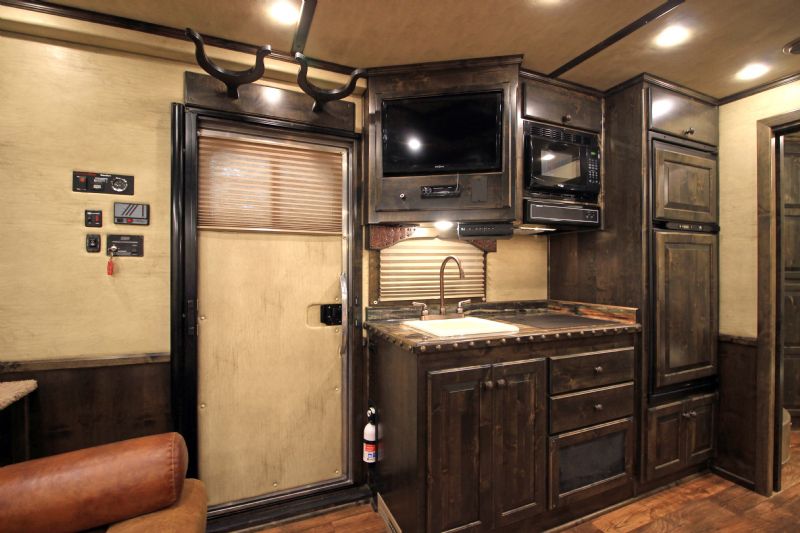 Used Horse Trailers for Sale