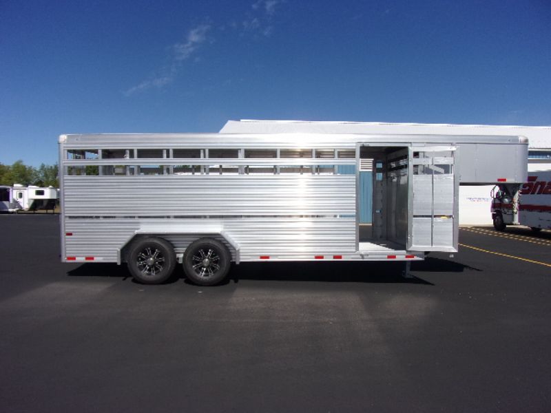 Used Horse Trailers for Sale