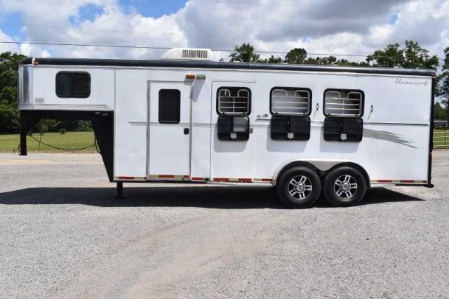 Used Horse Trailers for Sale