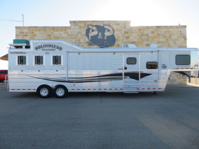 Used Horse Trailers for Sale