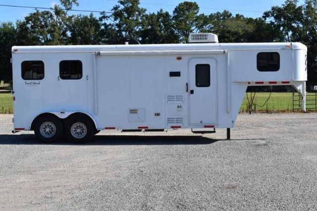 Used Horse Trailers for Sale