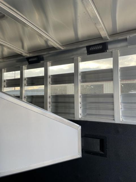 Used Horse Trailers for Sale