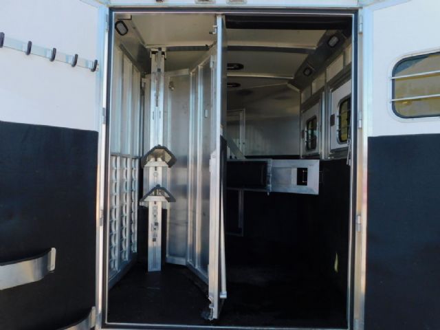 Used Horse Trailers for Sale