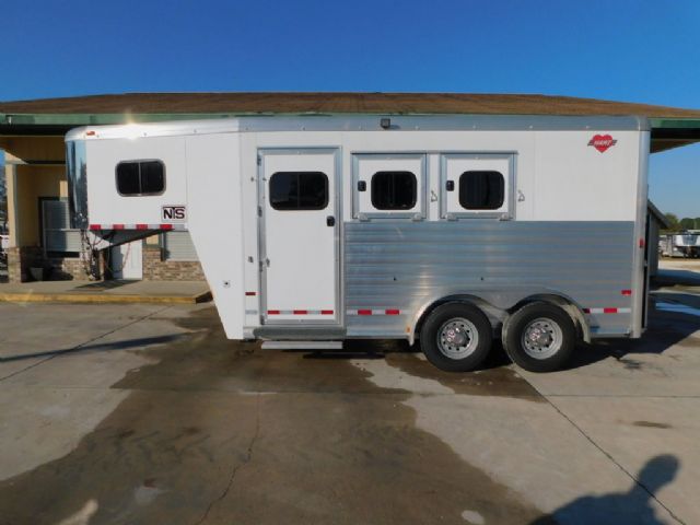 Used Horse Trailers for Sale
