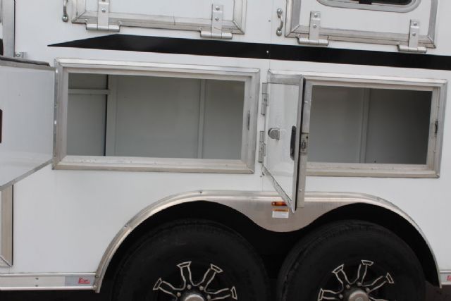 Used Horse Trailers for Sale