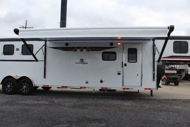 Used Horse Trailers for Sale