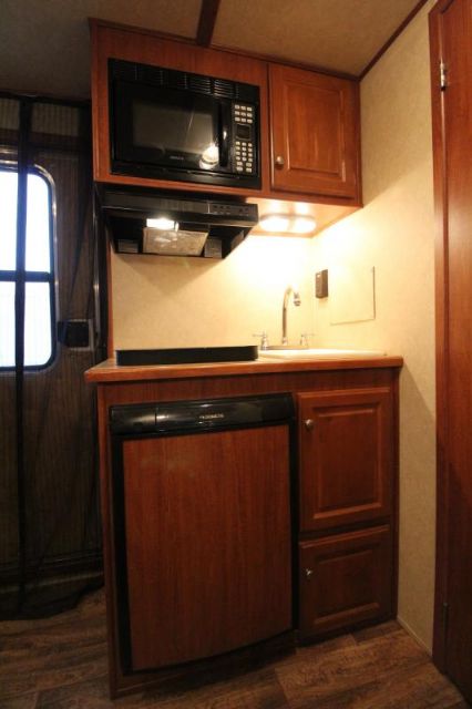 Used Horse Trailers for Sale