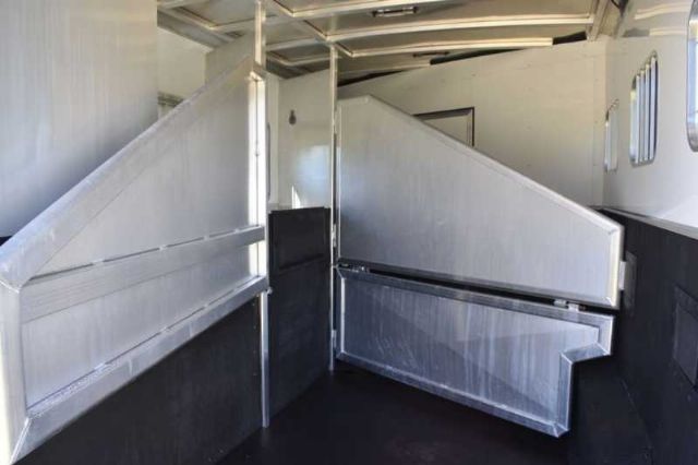 Used Horse Trailers for Sale