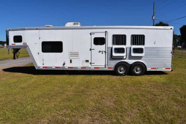 Used Horse Trailers for Sale