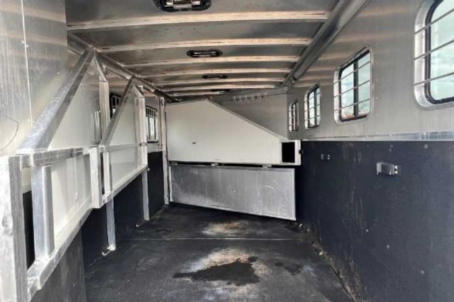 Used Horse Trailers for Sale