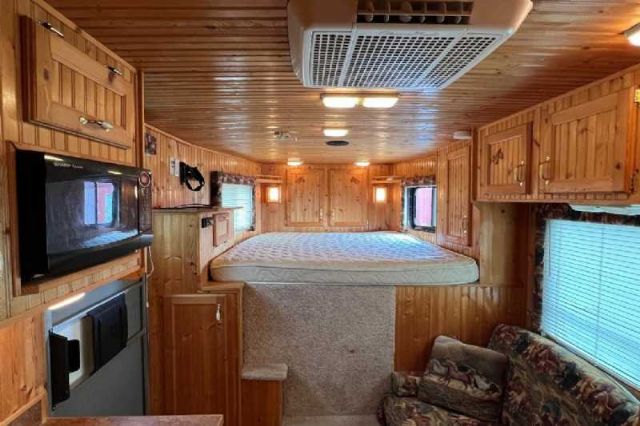 Used Horse Trailers for Sale