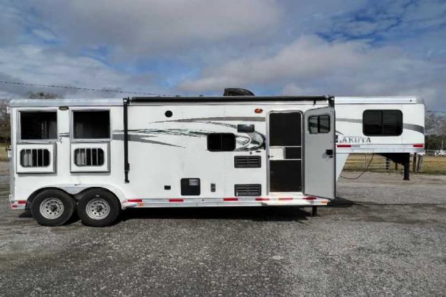 Used Horse Trailers for Sale