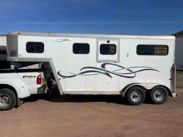 Used Horse Trailers for Sale