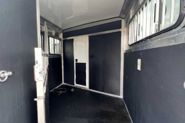 Used Horse Trailers for Sale