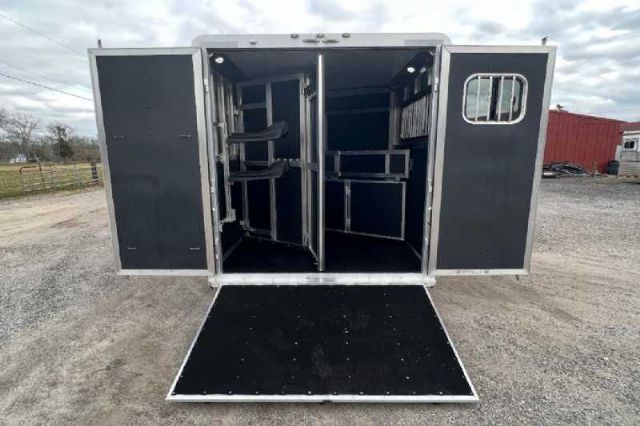 Used Horse Trailers for Sale
