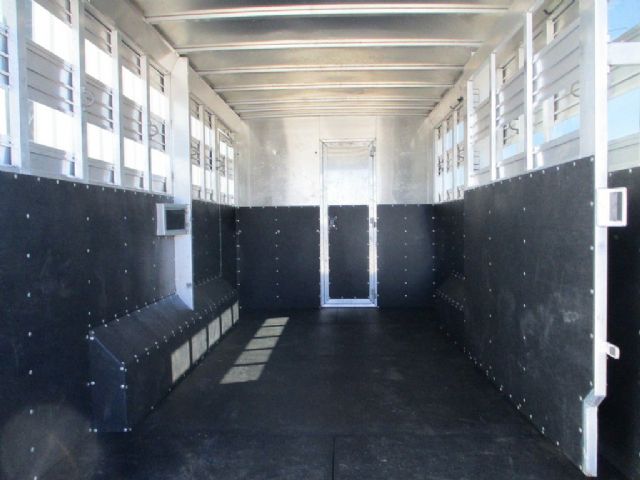 Used Horse Trailers for Sale