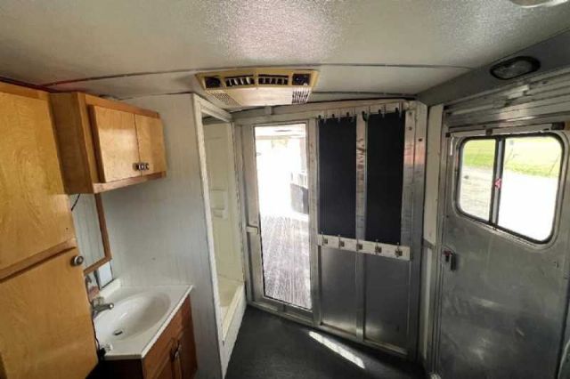 Used Horse Trailers for Sale