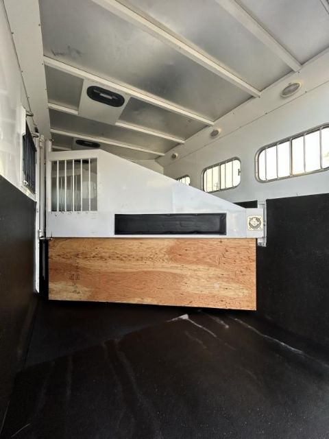 Used Horse Trailers for Sale
