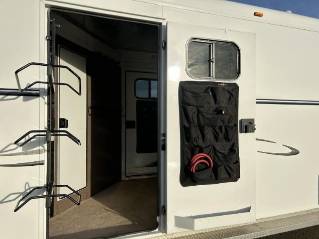 Used Horse Trailers for Sale
