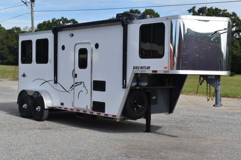 Used Horse Trailers for Sale