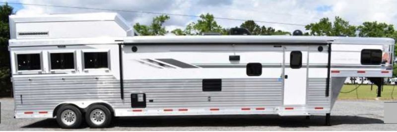 Used Horse Trailers for Sale