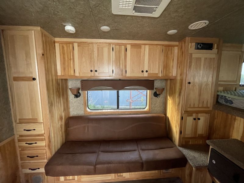 Used Horse Trailers for Sale