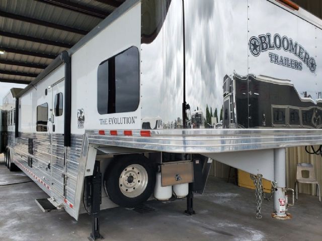 Used Horse Trailers for Sale