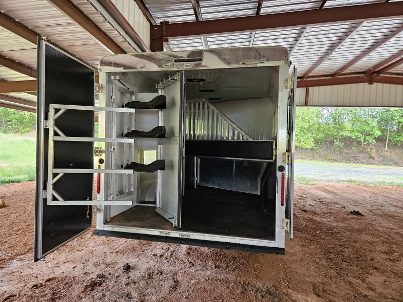 Used Horse Trailers for Sale