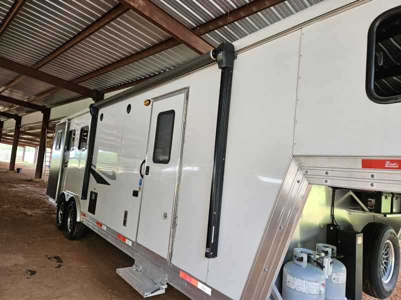 Used Horse Trailers for Sale