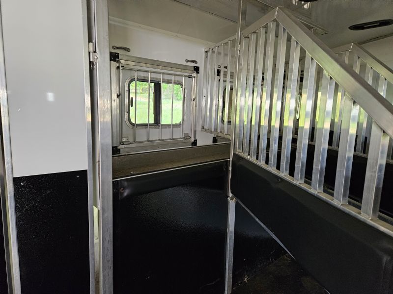 Used Horse Trailers for Sale
