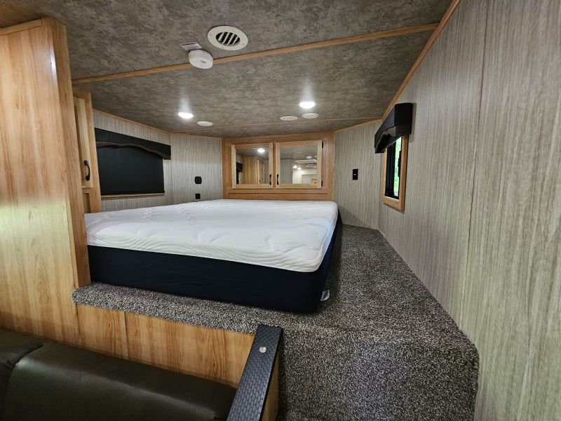 Used Horse Trailers for Sale