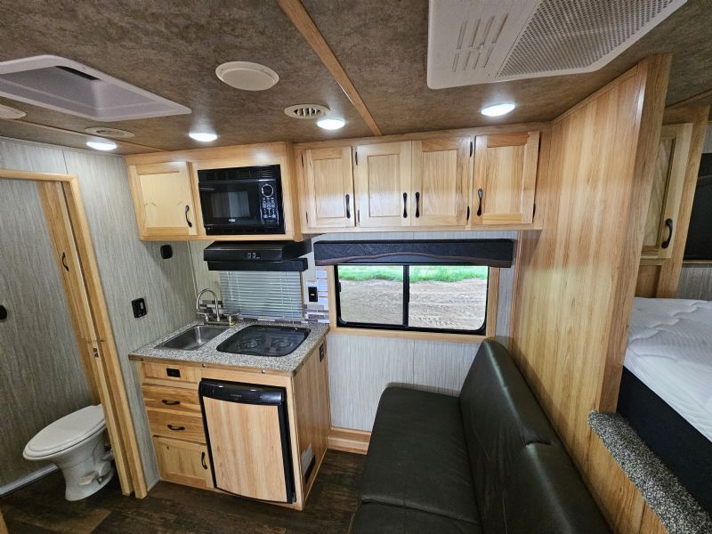 Used Horse Trailers for Sale