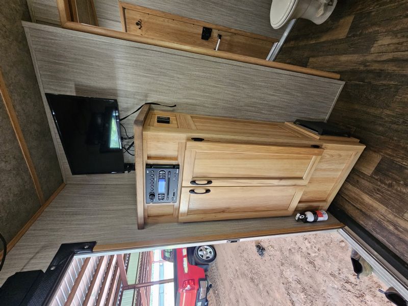 Used Horse Trailers for Sale