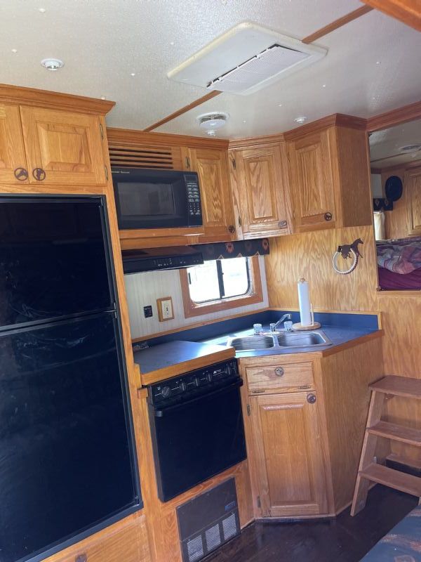 Used Horse Trailers for Sale