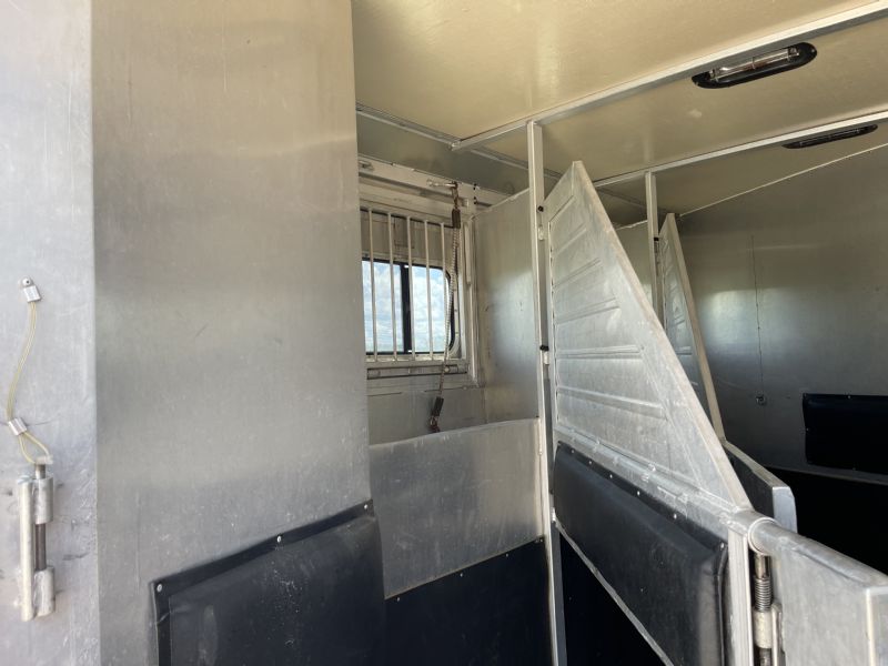 Used Horse Trailers for Sale